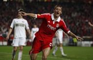 Matic converted to a defensive midfielder at Benfica